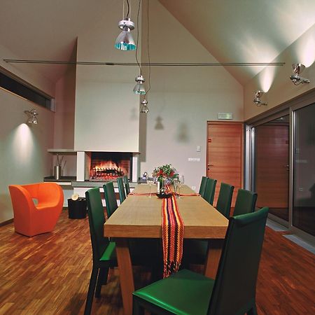 Nebesa Chalets 科巴里德 外观 照片
