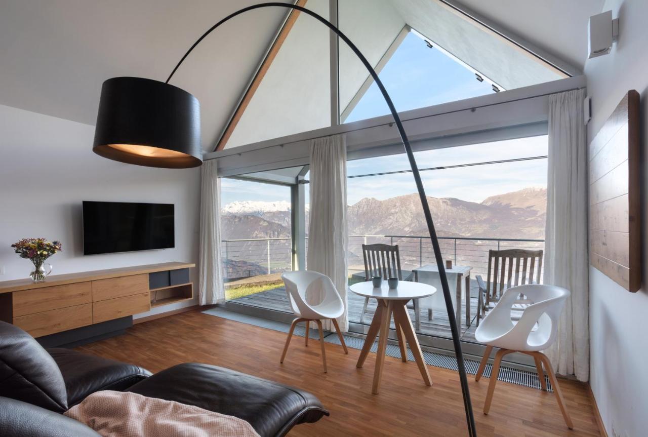 Nebesa Chalets 科巴里德 外观 照片