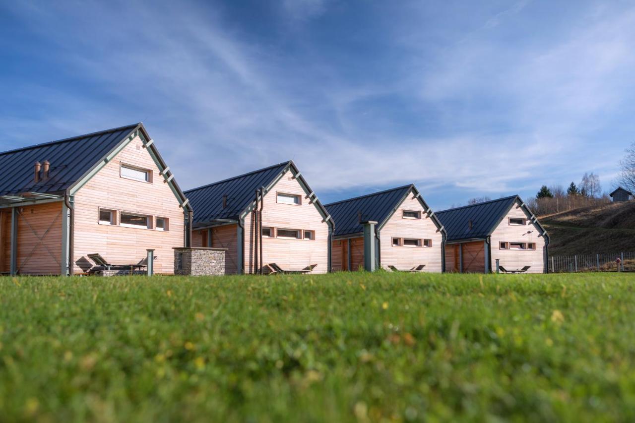 Nebesa Chalets 科巴里德 外观 照片
